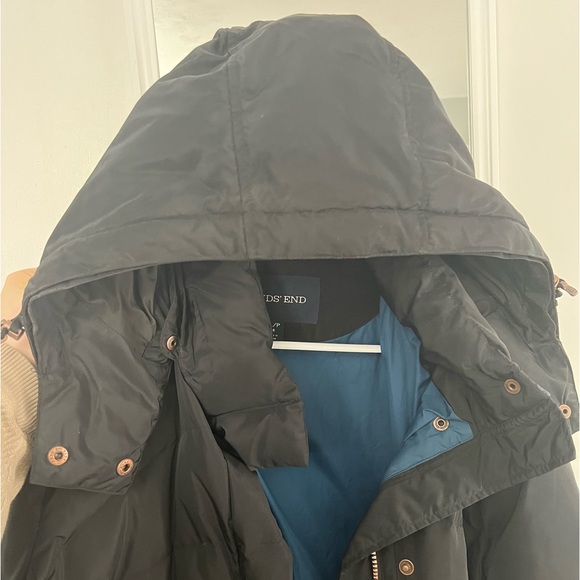Lands End Women’s 18P winter Coat - Picture 3 of 4